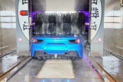 Carwash-Lingen-Waschanlage-Waschstrasse-Ferrari-Sport